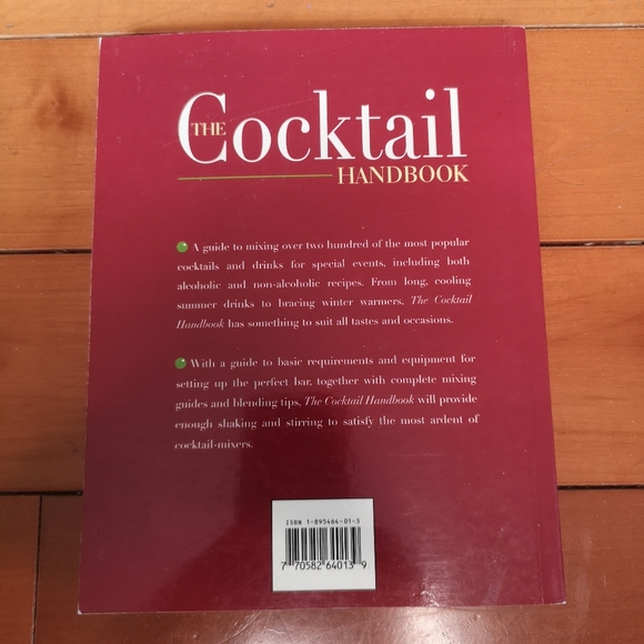 2003 The Cocktail Handbook By Maria Constantino 200 Cocktails & Drinks Recipes - Picture 2 of 5